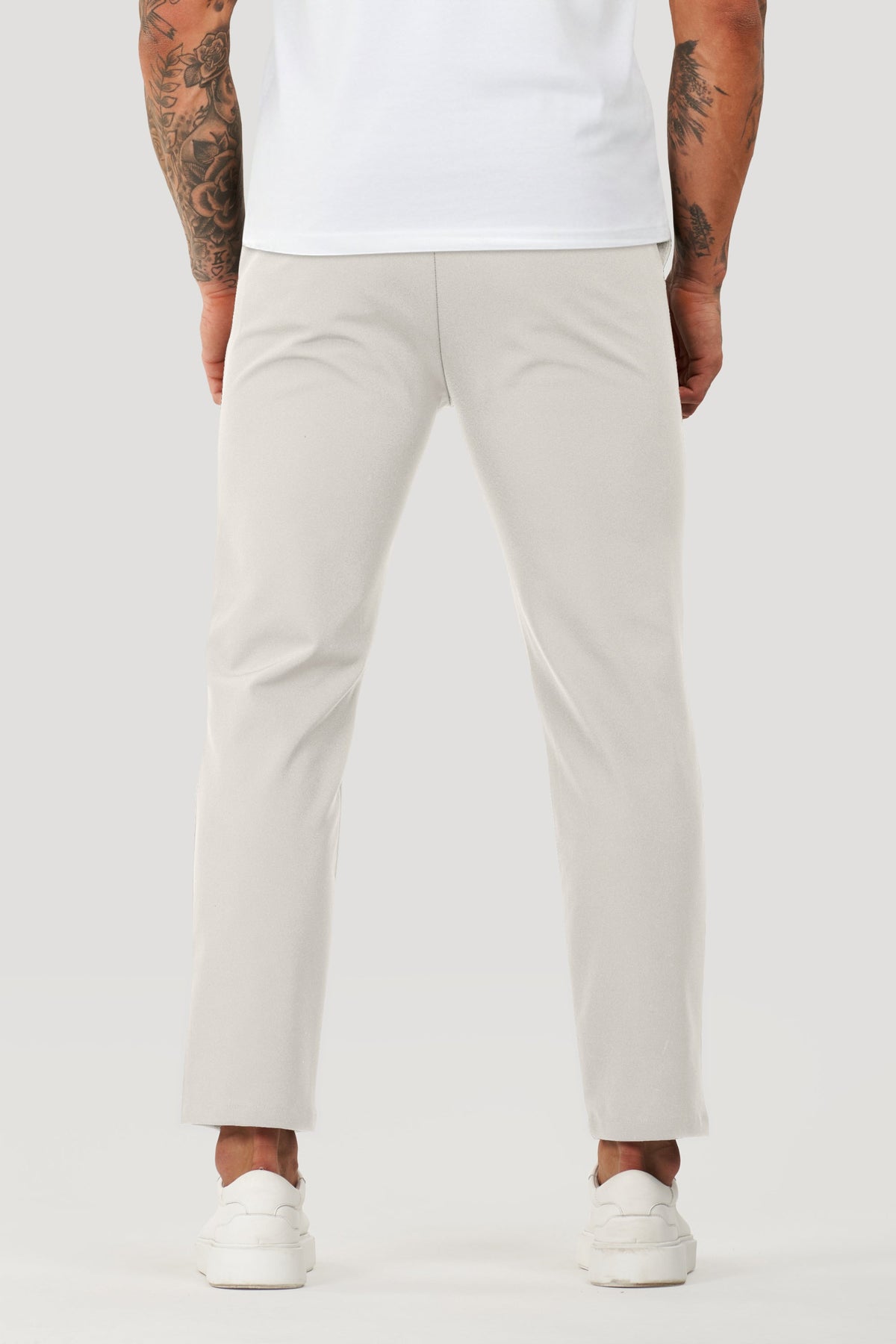 https://cdn.shopify.com/s/files/1/2707/0176/files/Techhalfblack3_8e43408e-5e55-4486-adc6-e434fd55a766.jpg?v=1759736087